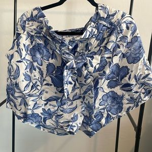 SOLD H&M Linen shorts